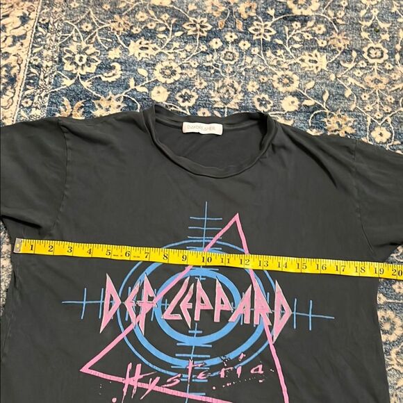 Daydreamer Def Leppard Hysteria 1987-88 Tour Graphic T-Shirt Band Music Concert - Picture 11 of 12
